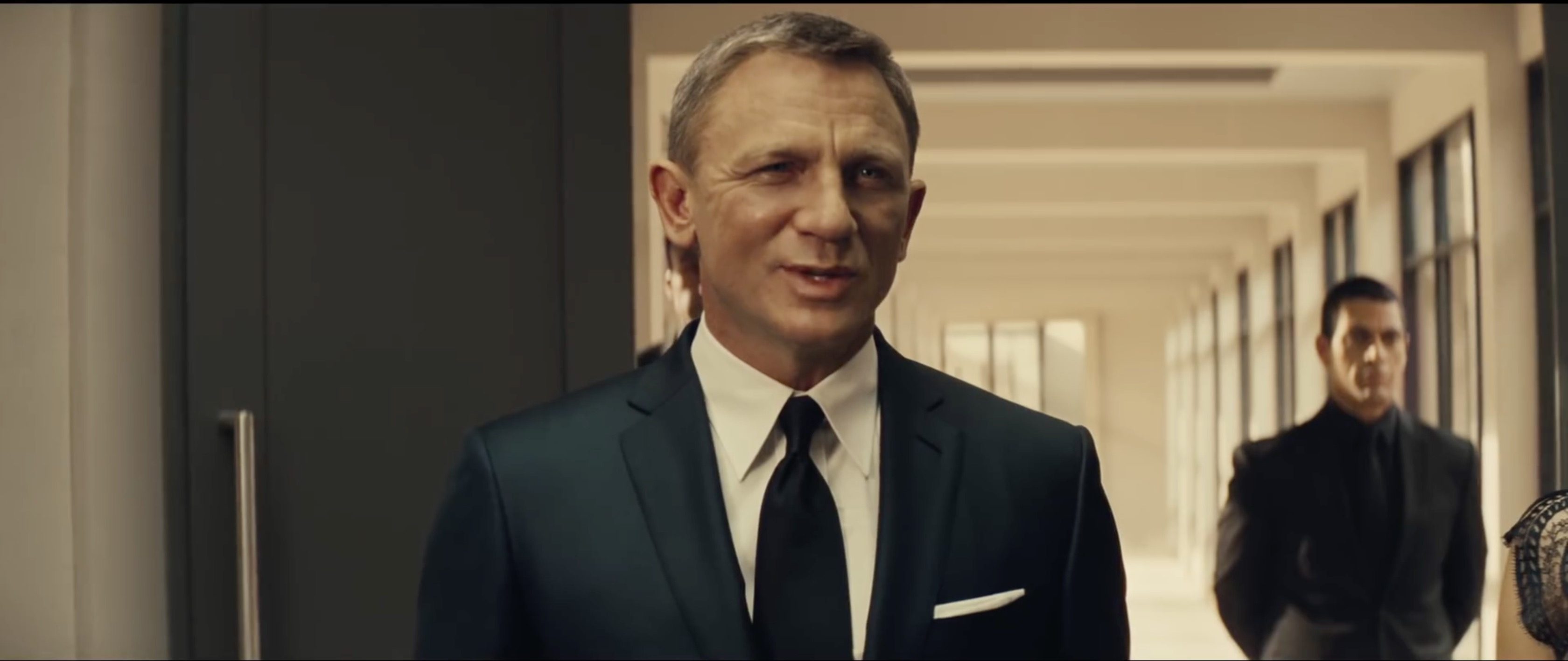 Spectre Final Trailer